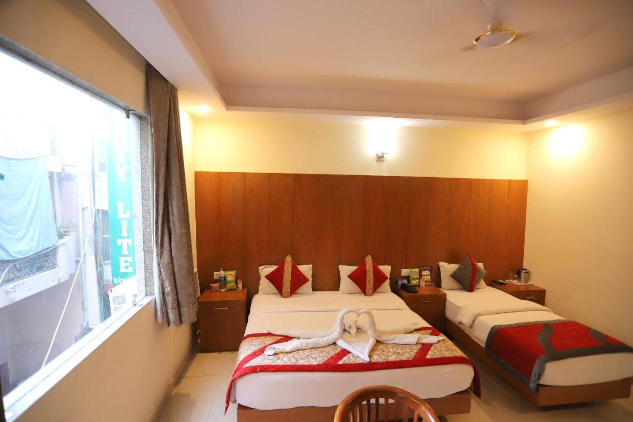 Hotel Aries Nowe Delhi Zewnętrze zdjęcie
